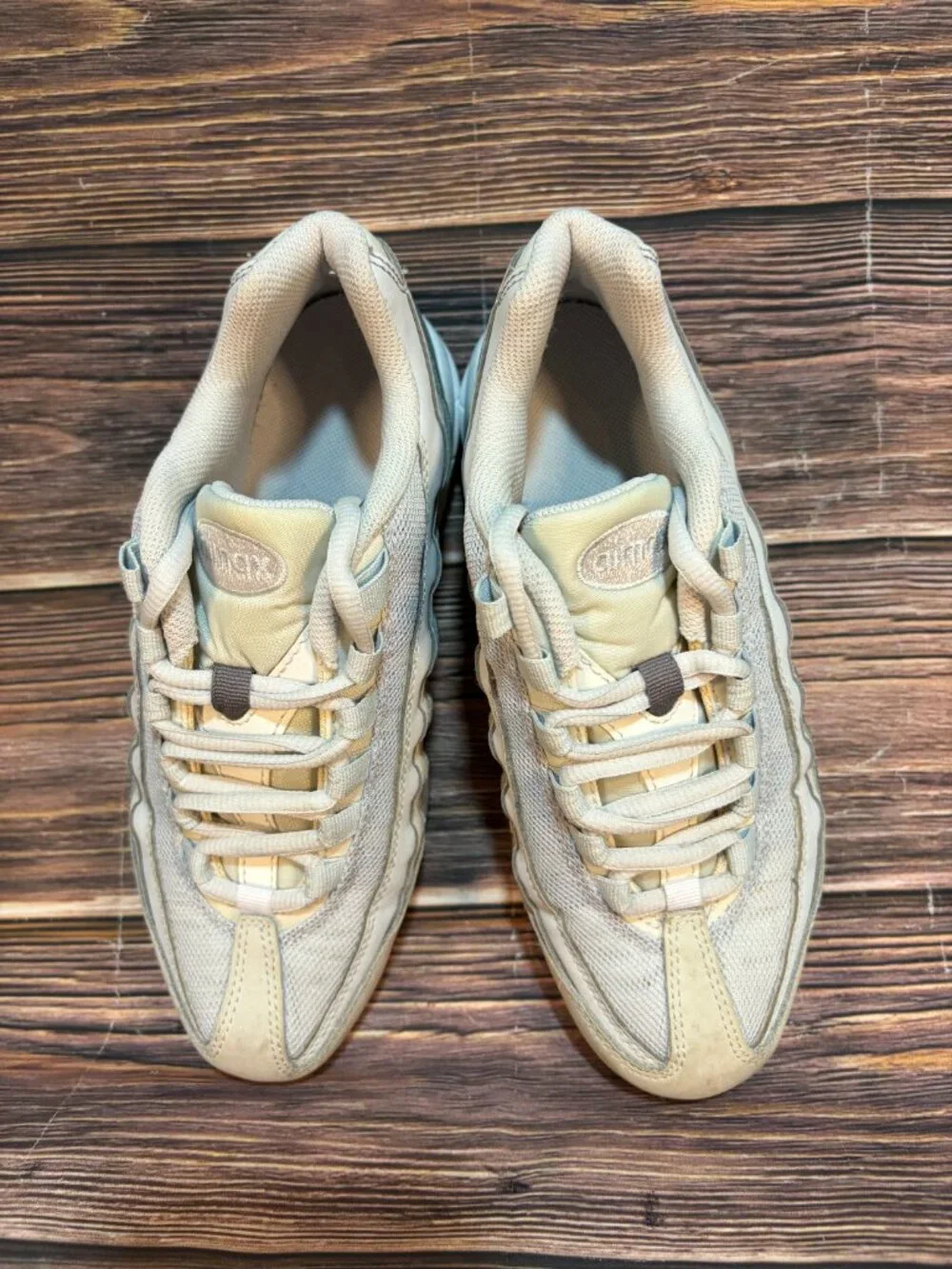 Nike Air Max 95 Women's White Gray Athletic Sneakers Size 6.5